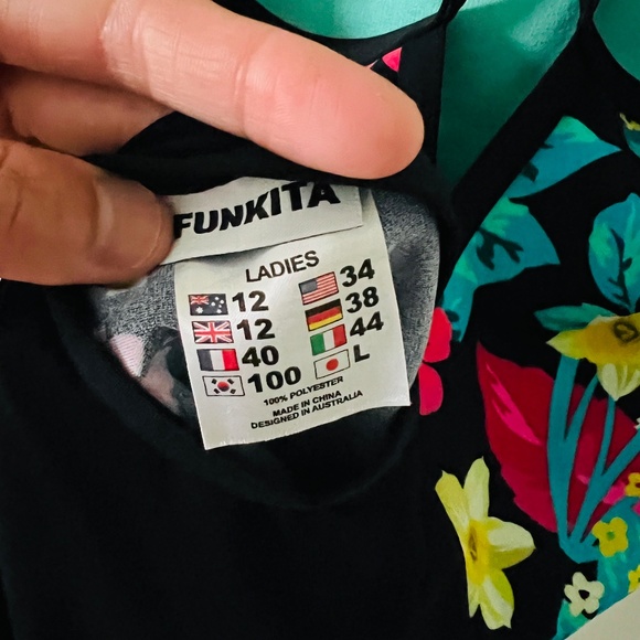 Funkita - Scaredy Cat, Ladies Single Strap Suit, US Size 34. Good Condition! - Picture 5 of 6